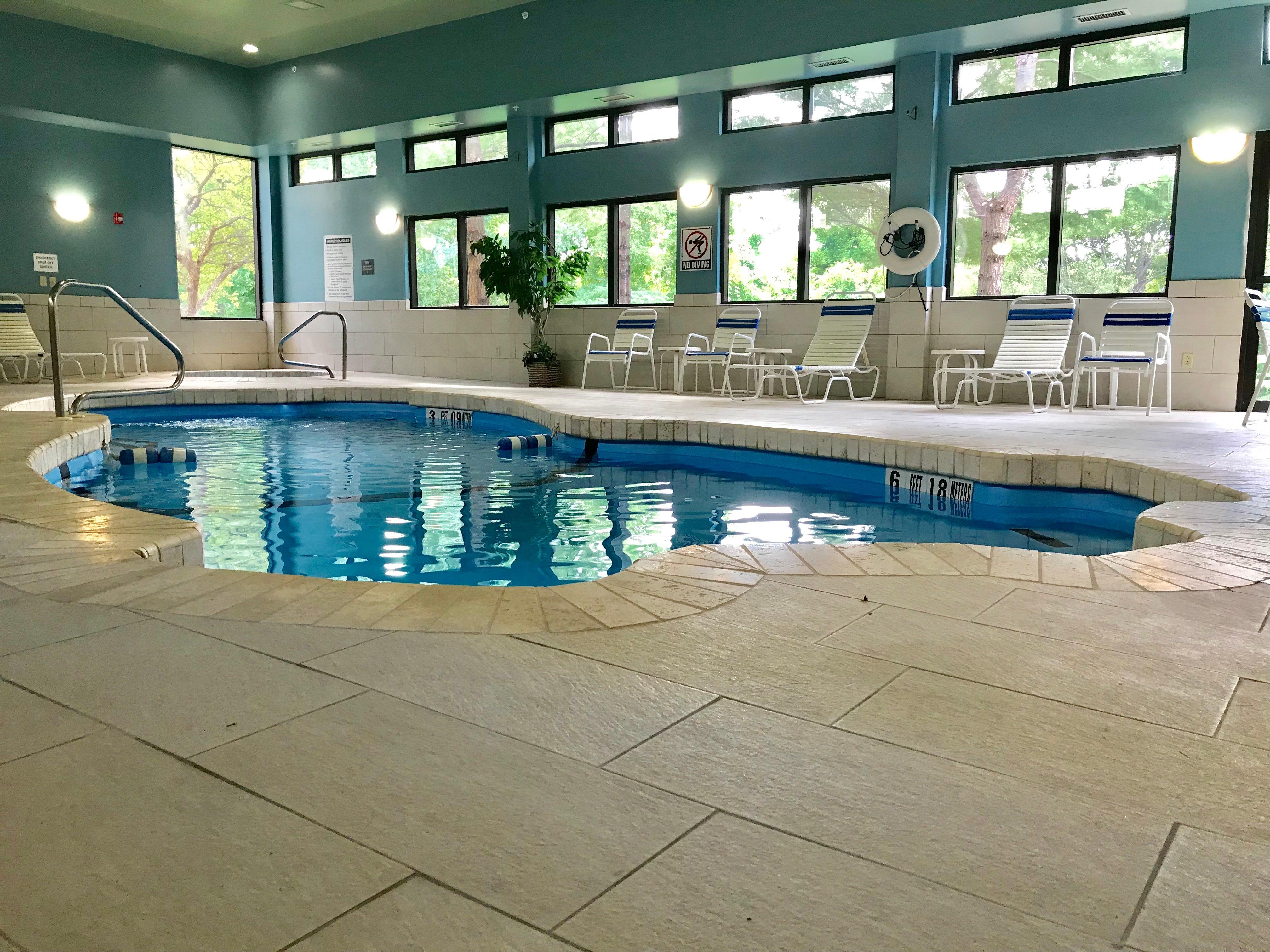 Holiday Inn Express Great Barrington By Ihg Exterior photo