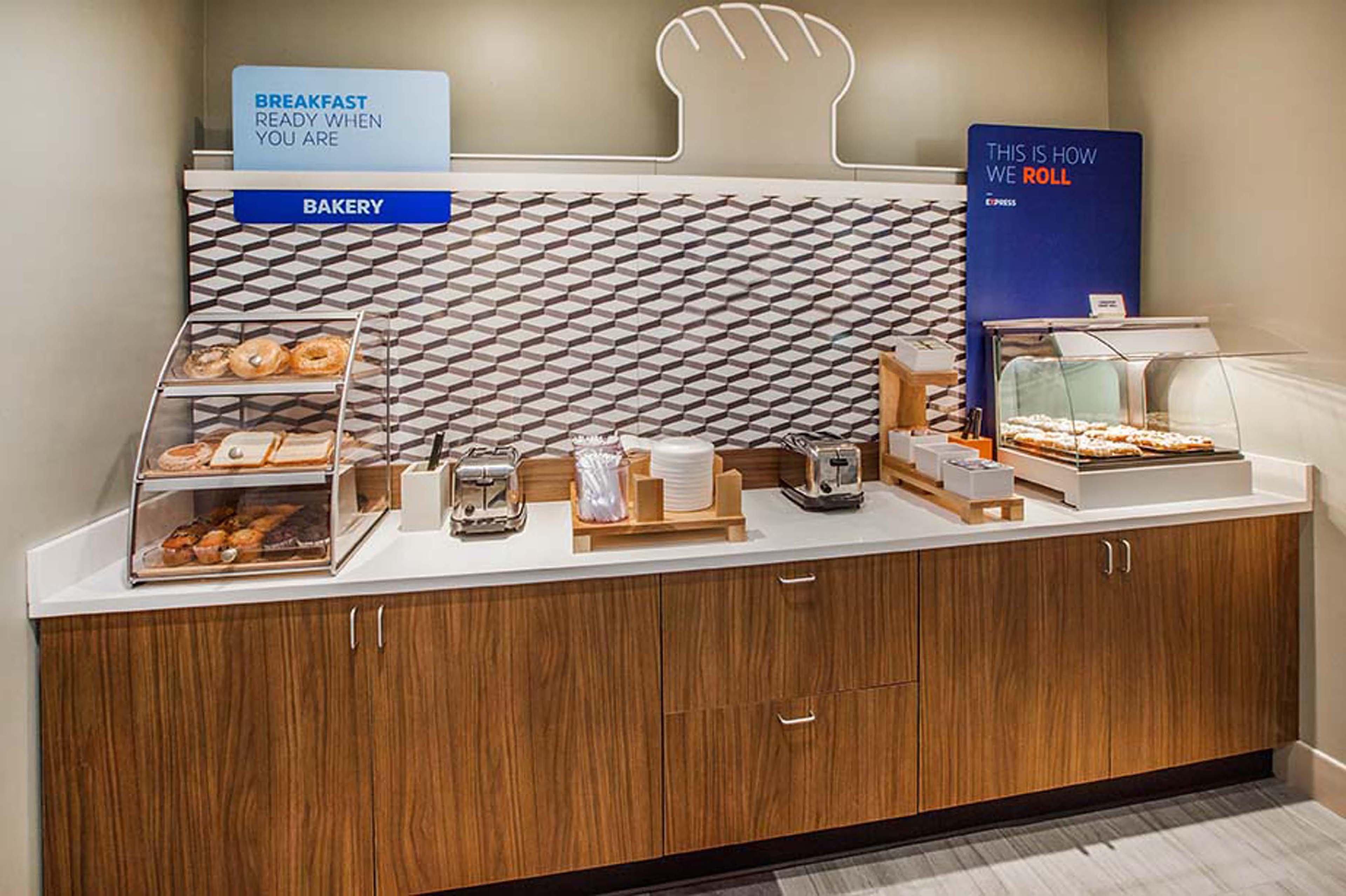 Holiday Inn Express Great Barrington By Ihg Exterior photo